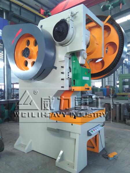 250噸鋼板固定臺沖床JB21-250T