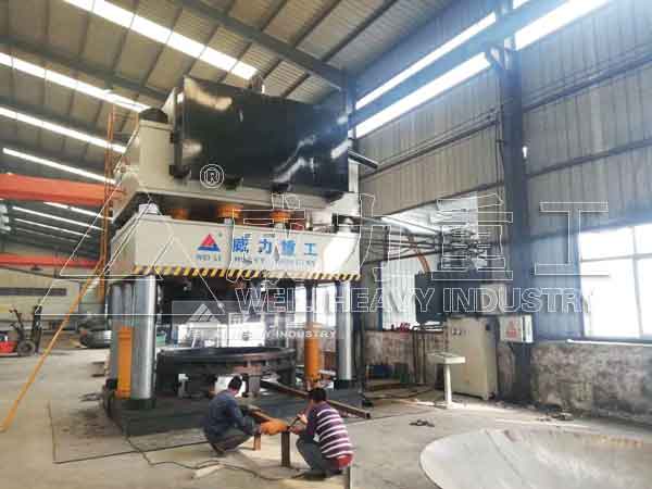 2500噸封頭成型油壓機