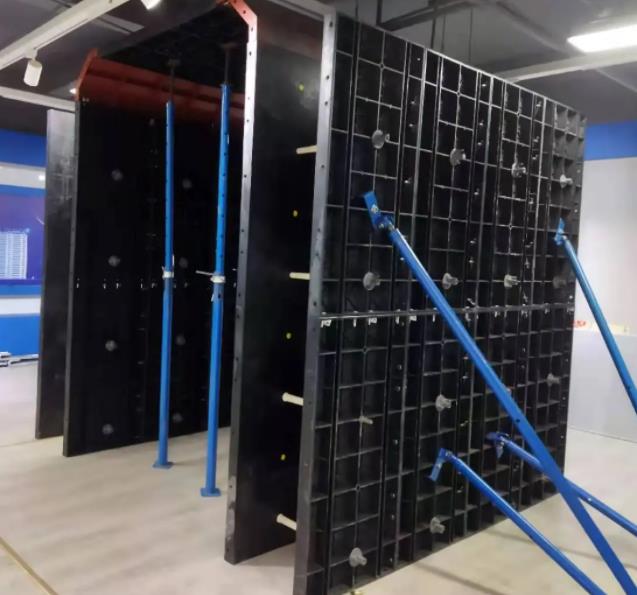 模壓成型建筑模板