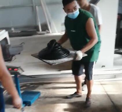 雙螺桿擠出機塑化成型建筑模板材料
